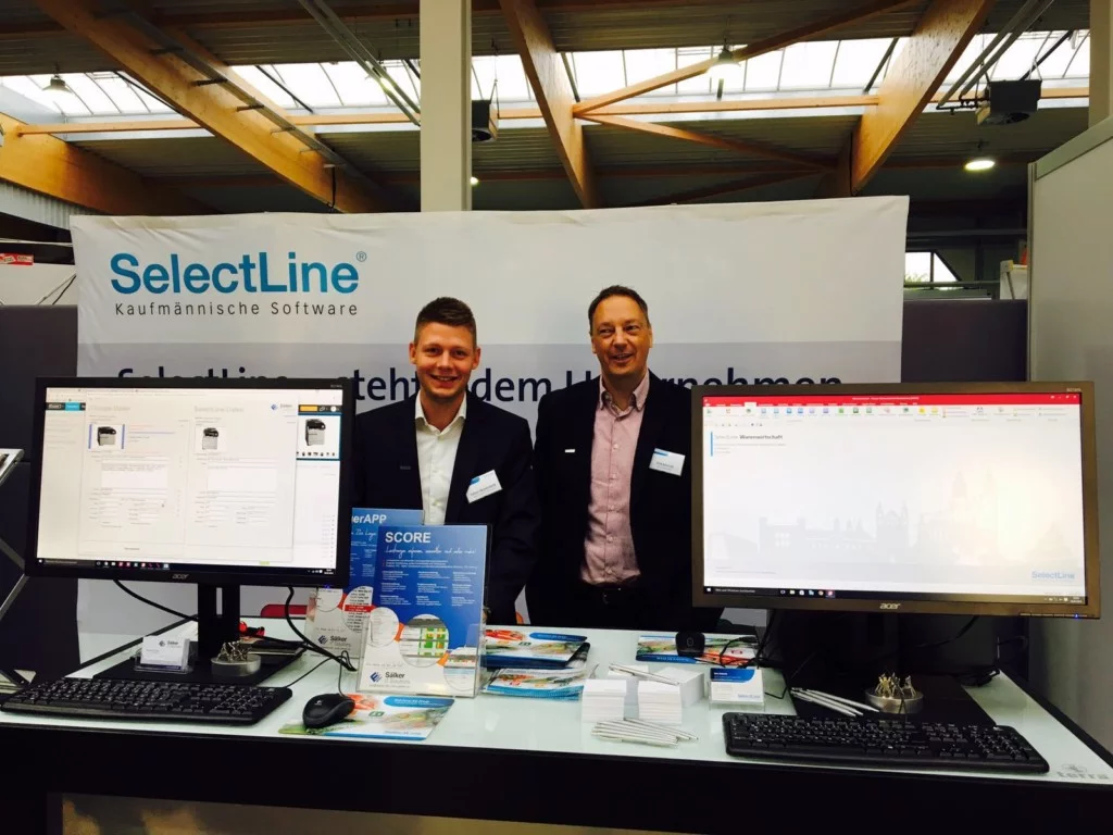 SelectLine Softwareberater Dirk Schmidt (rechts) mit Fabian Mazanowski von Sälker IT Solutions